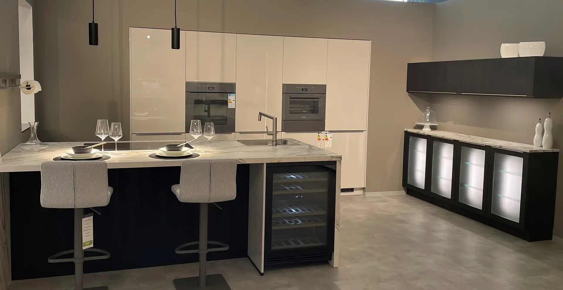 Marquardt Küchenstudio Augsburg helle Küche
